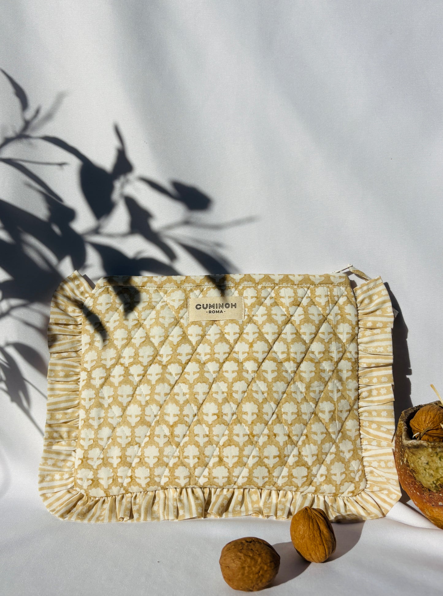 ROUCHES POUCH - CARAMEL FIELD