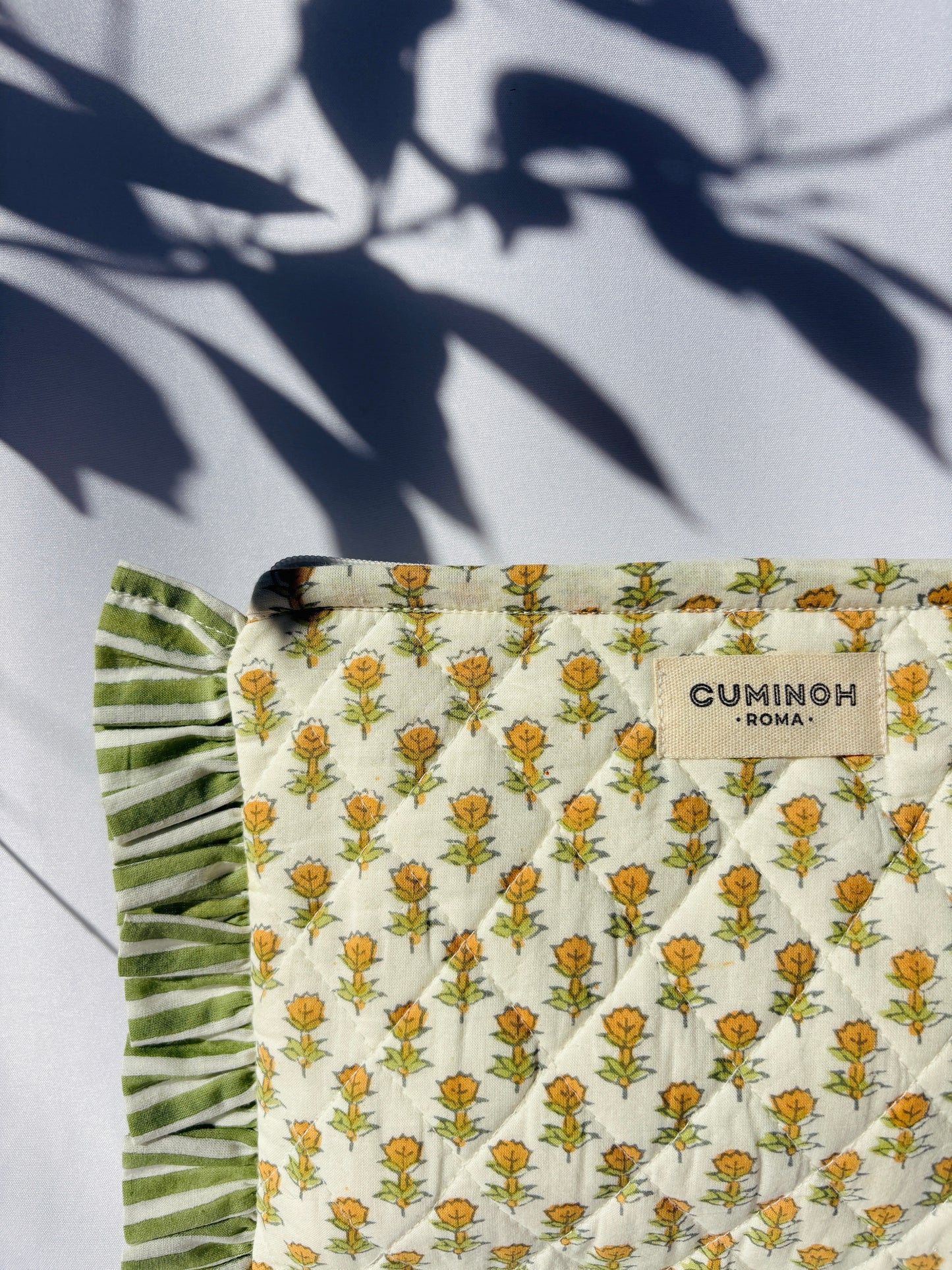 ROUCHES POUCH - MARGUERITE