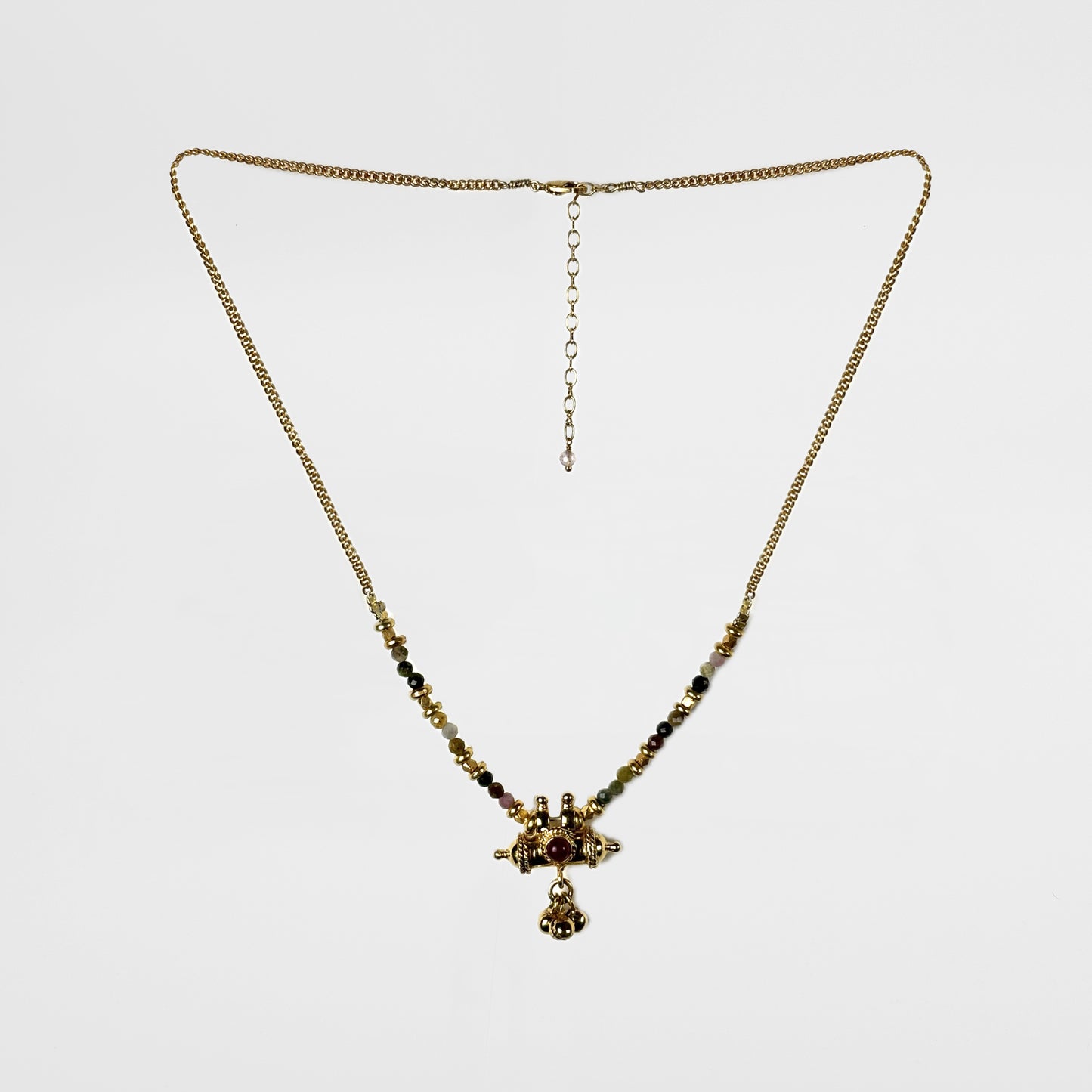 MANTRA TAWEEZ CON PIETRE COLORATE - DYED RUBY