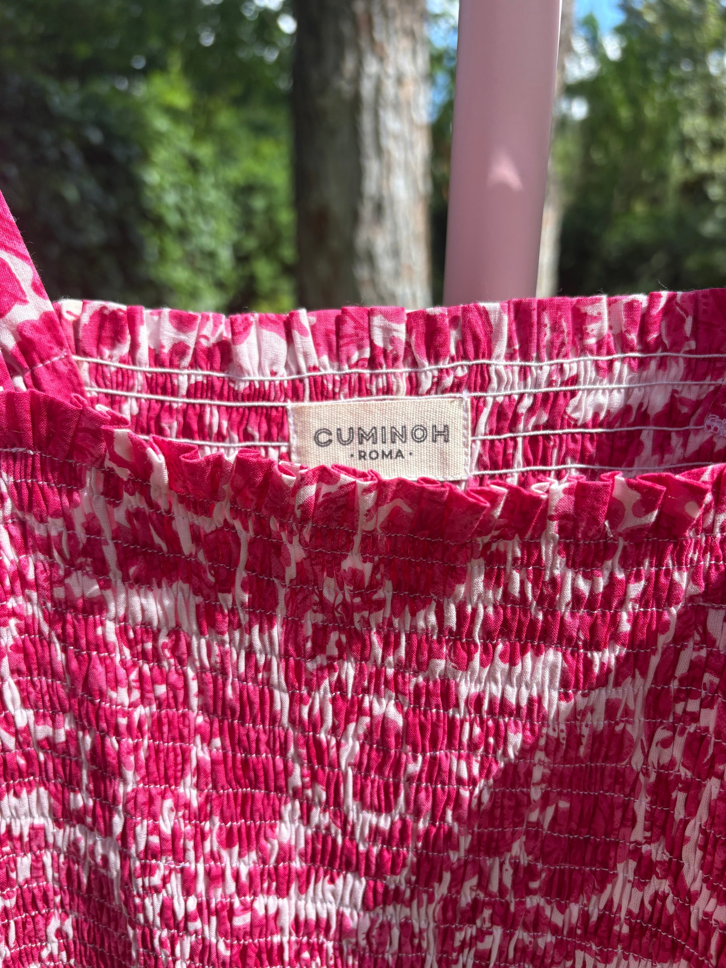 Parrots in fuxia