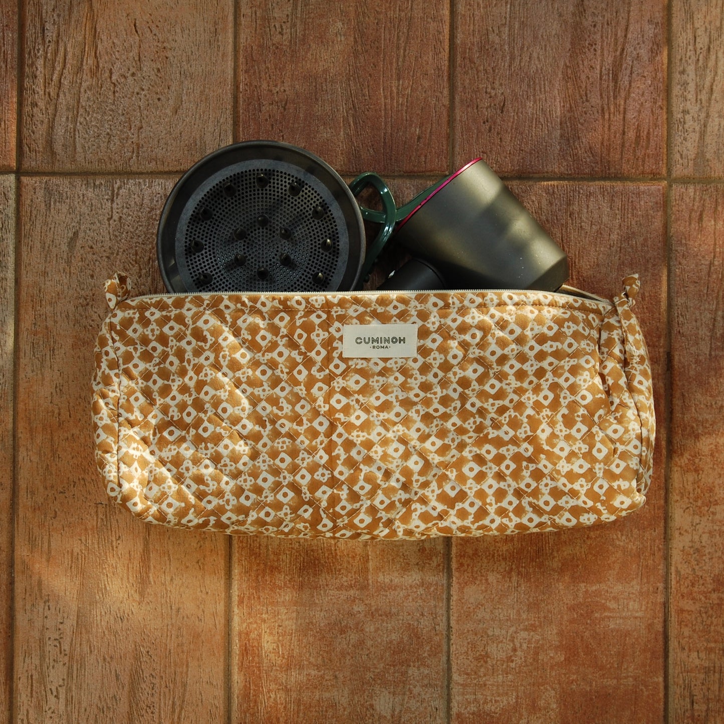 COVER DYSON - MEMORY OF A TILE