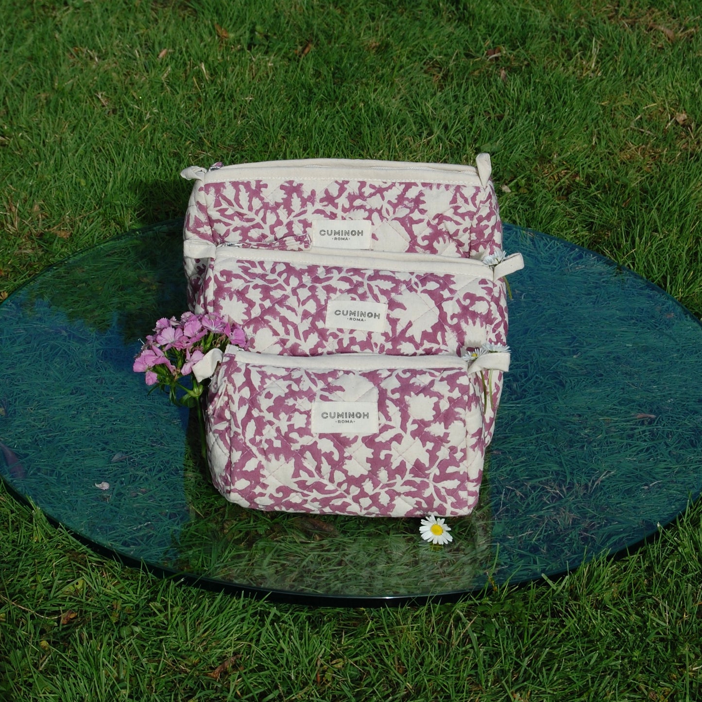 BEAUTY CASE - PURPLE LILY