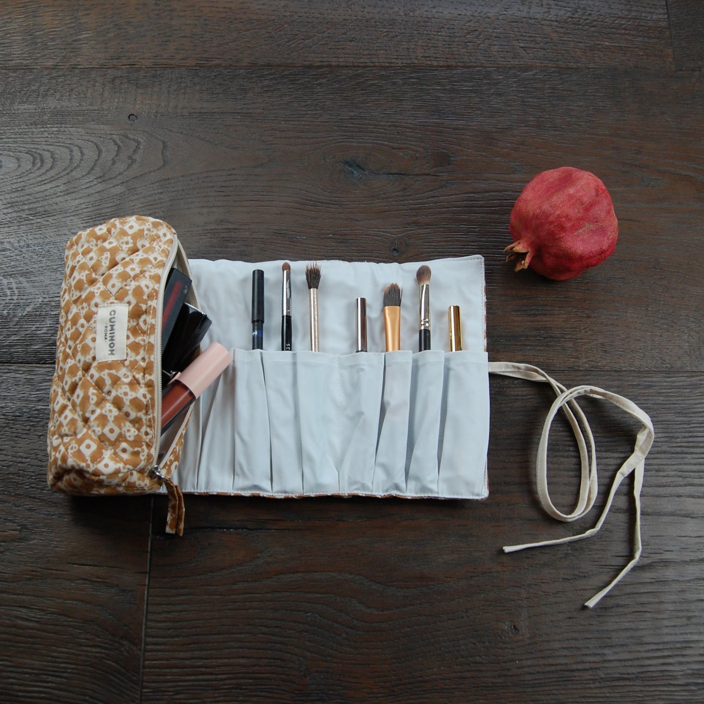 ASTUCCIO ROLL-UP - MEMORY OF A TILE